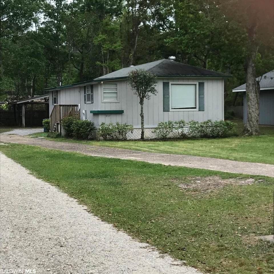 937 23rd Avenue - Photo 1