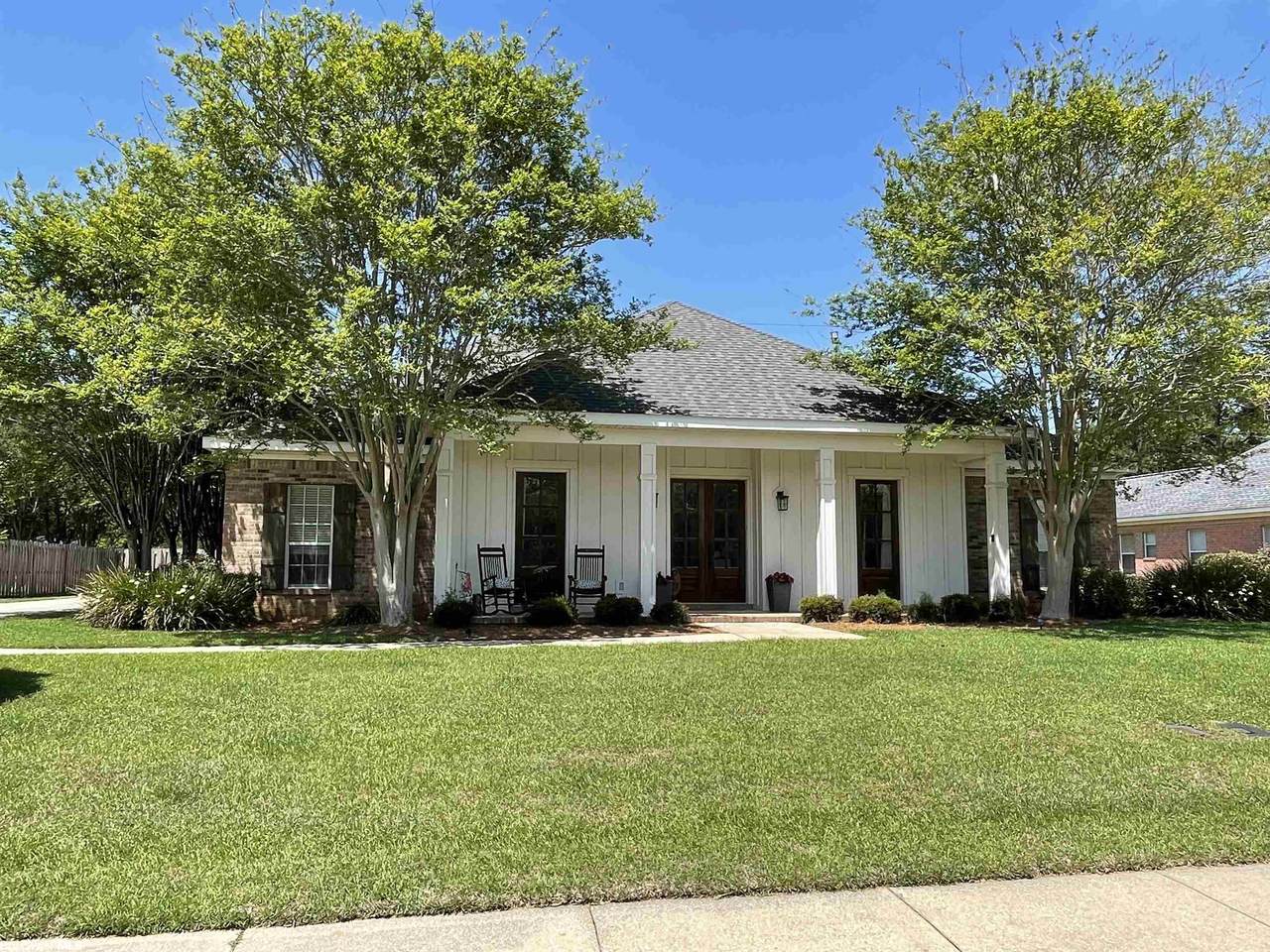 9201 Parliament Circle - Photo 1