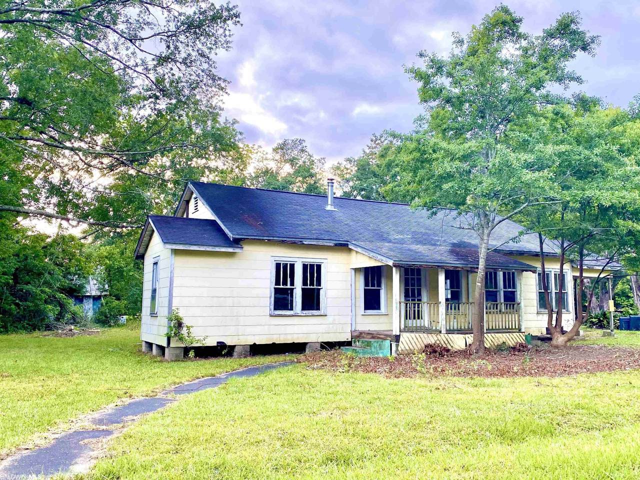 22953 Holland Street - Photo 1