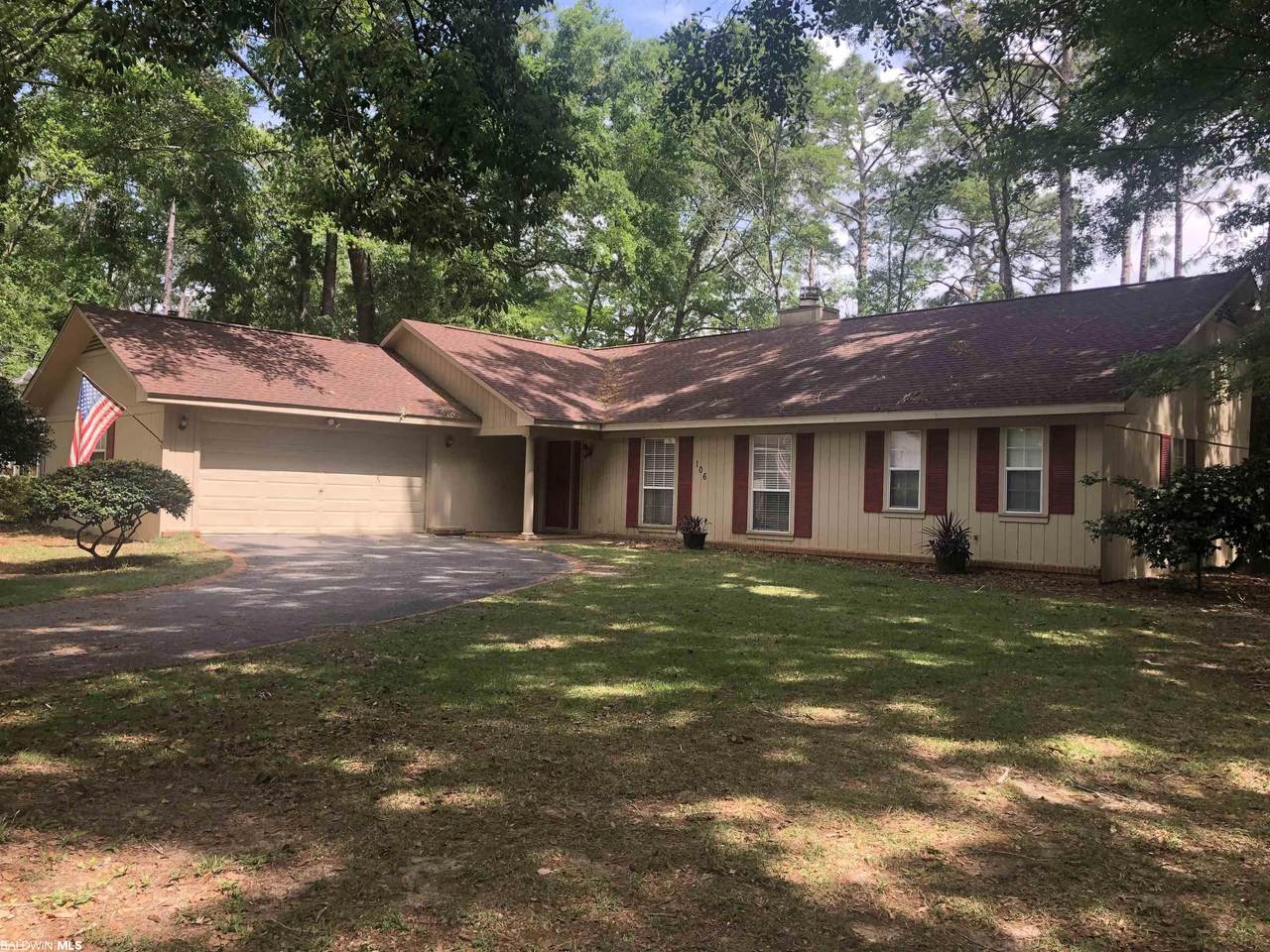 106 Ferncliff Circle - Photo 1