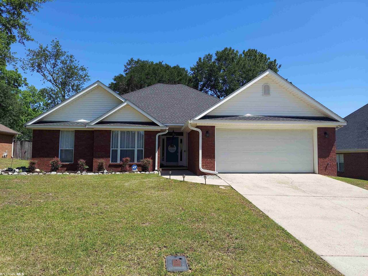 9261 Huckleberry Drive - Photo 1