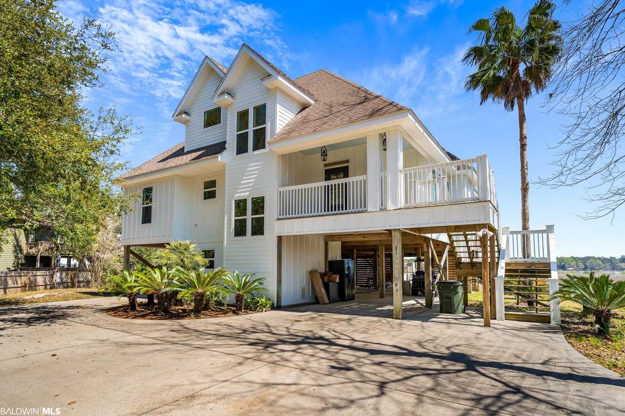 10771 Crescent Point Ln - Photo 1