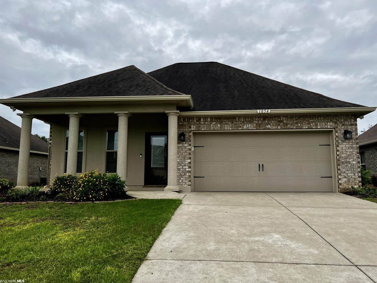1054 Crown Walk Drive - Photo 1