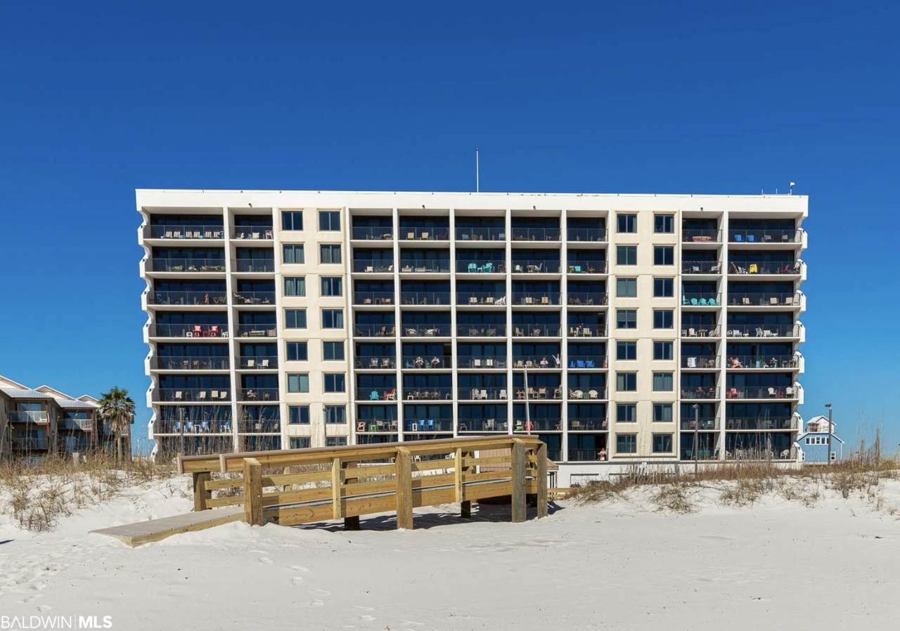 407 Beach Blvd - Photo 1