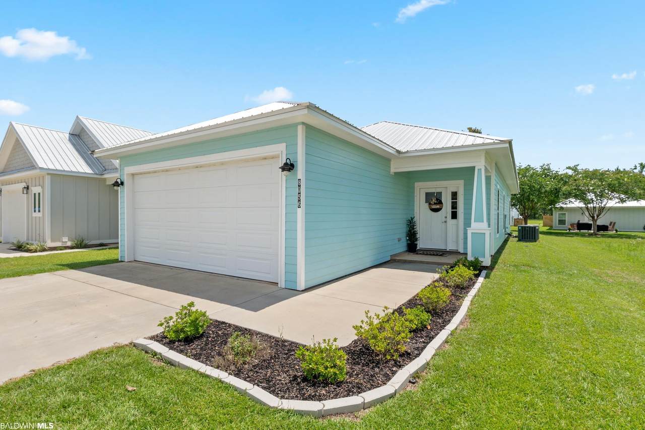 8056 Carmel Circle - Photo 1