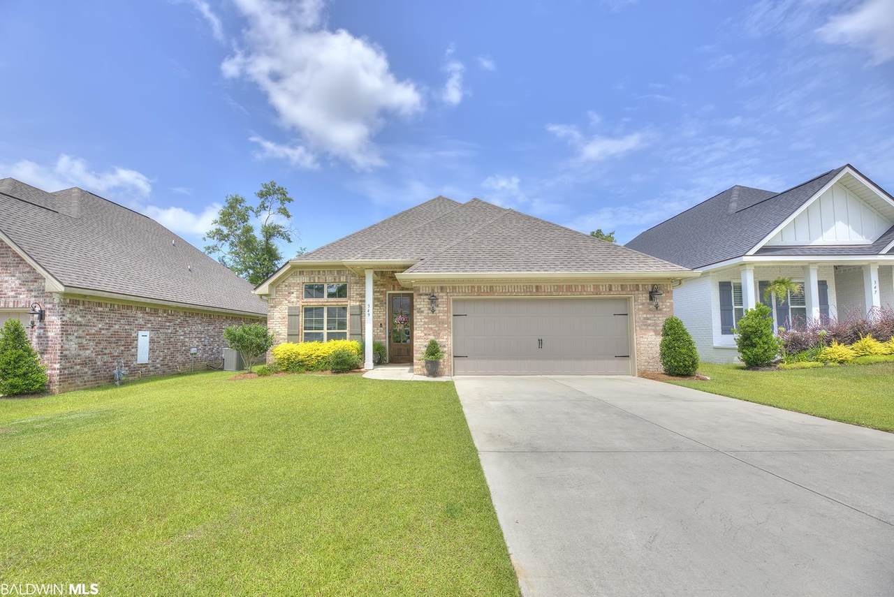 349 Hemlock Drive - Photo 1