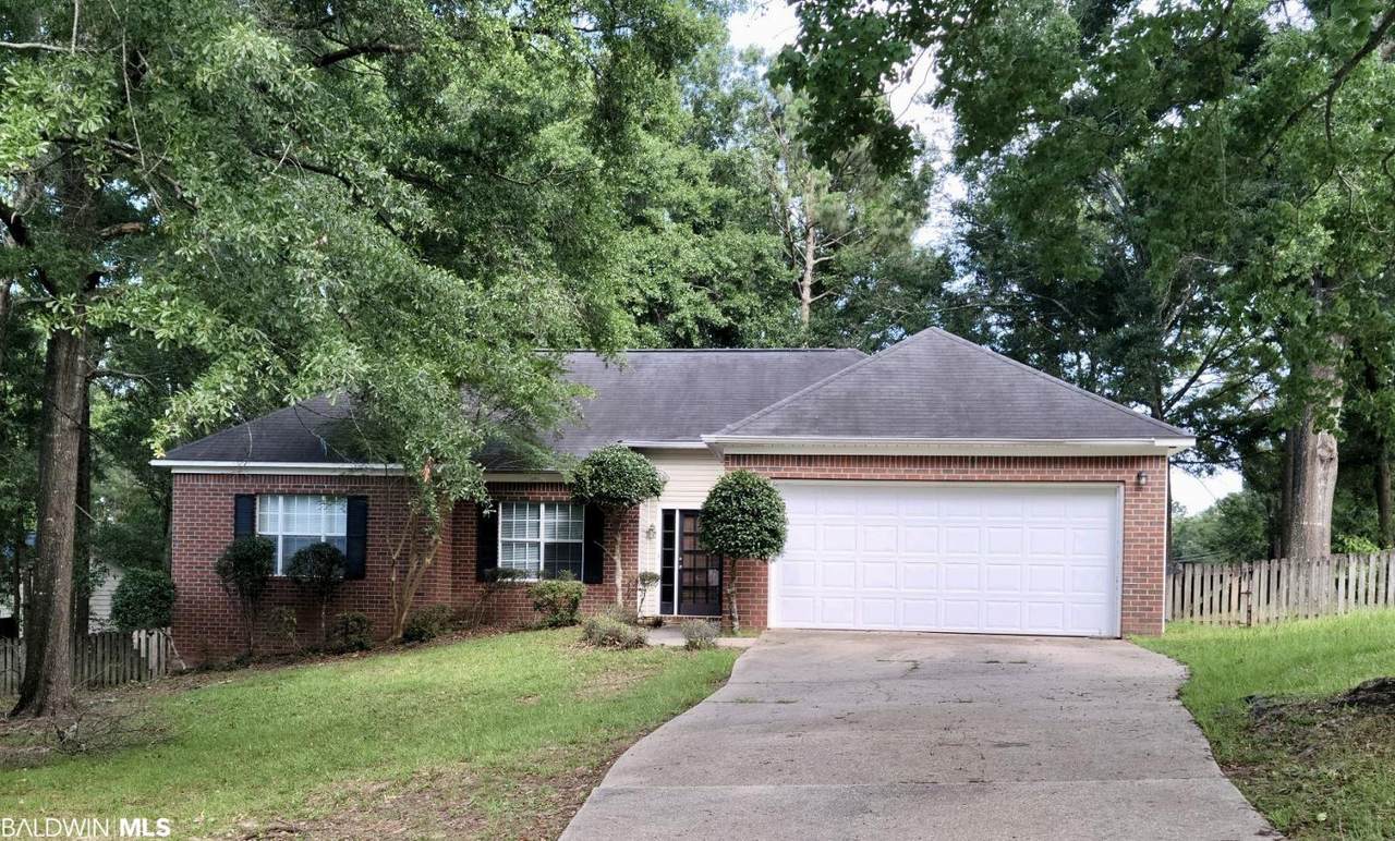 112 Virginia Circle - Photo 1