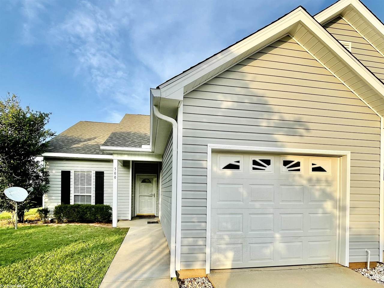 2651 Juniper St - Photo 1