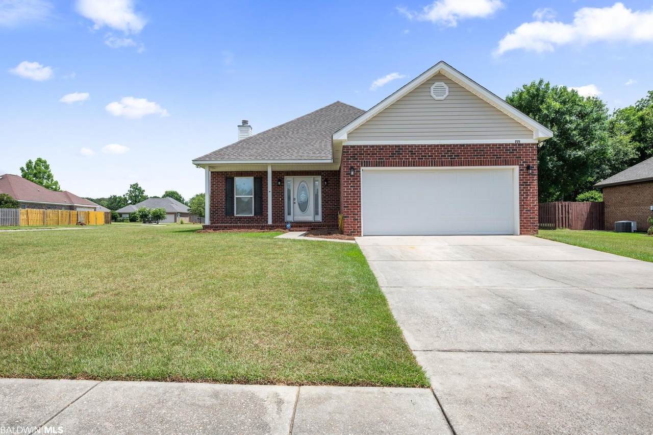 771 Cheswick Avenue - Photo 1