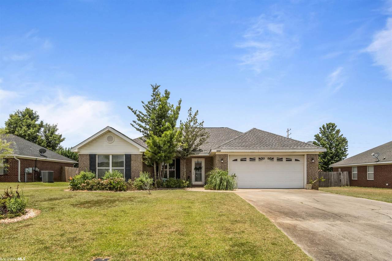 21587 Shadowbrook Street - Photo 1