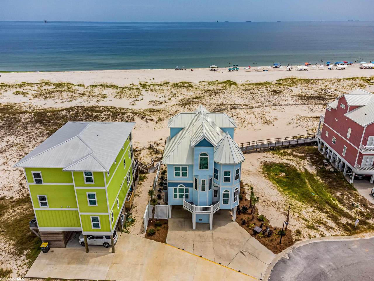 221 Dune Drive - Photo 1