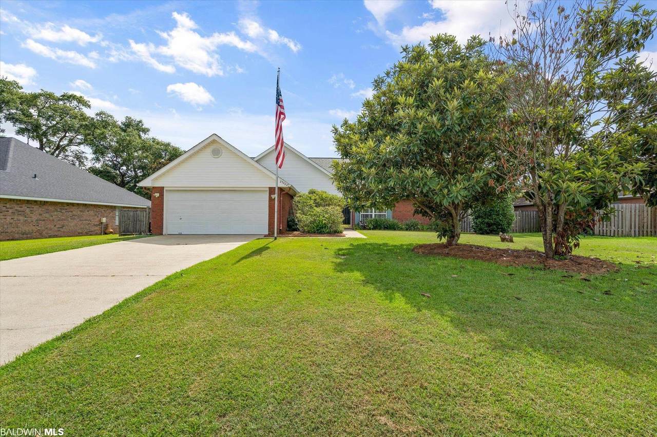 25422 Lakeland Drive - Photo 1