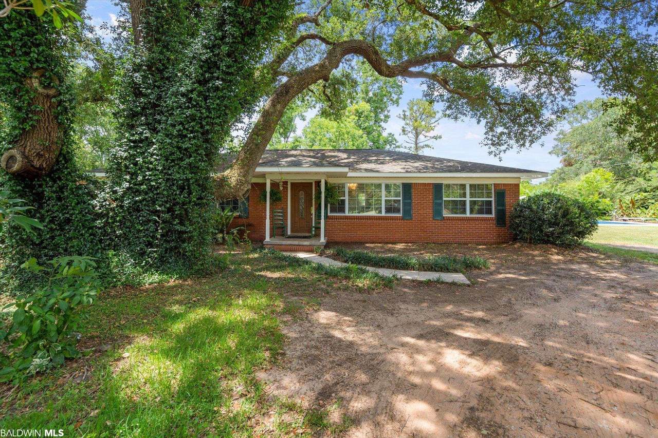 8631 Morphy Avenue - Photo 1