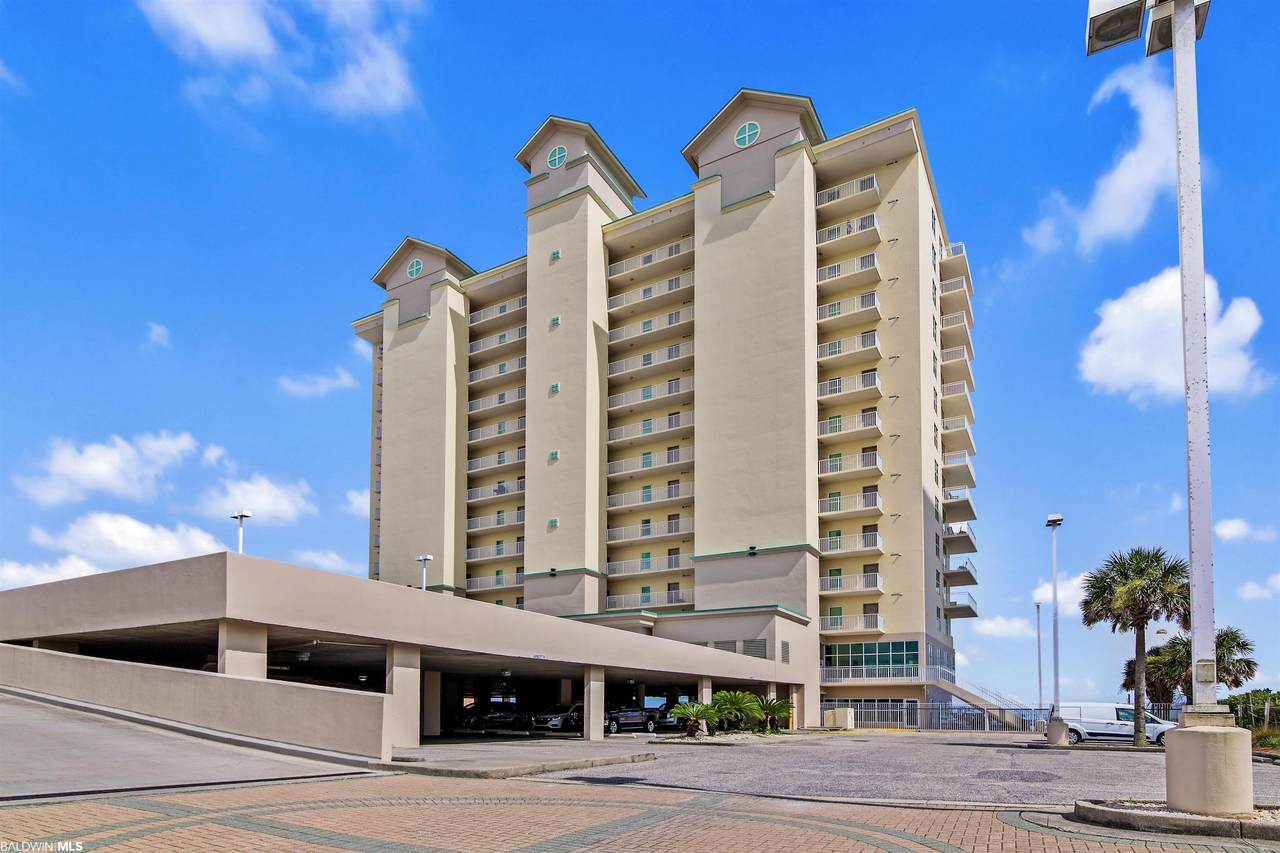 921 Beach Blvd - Photo 1