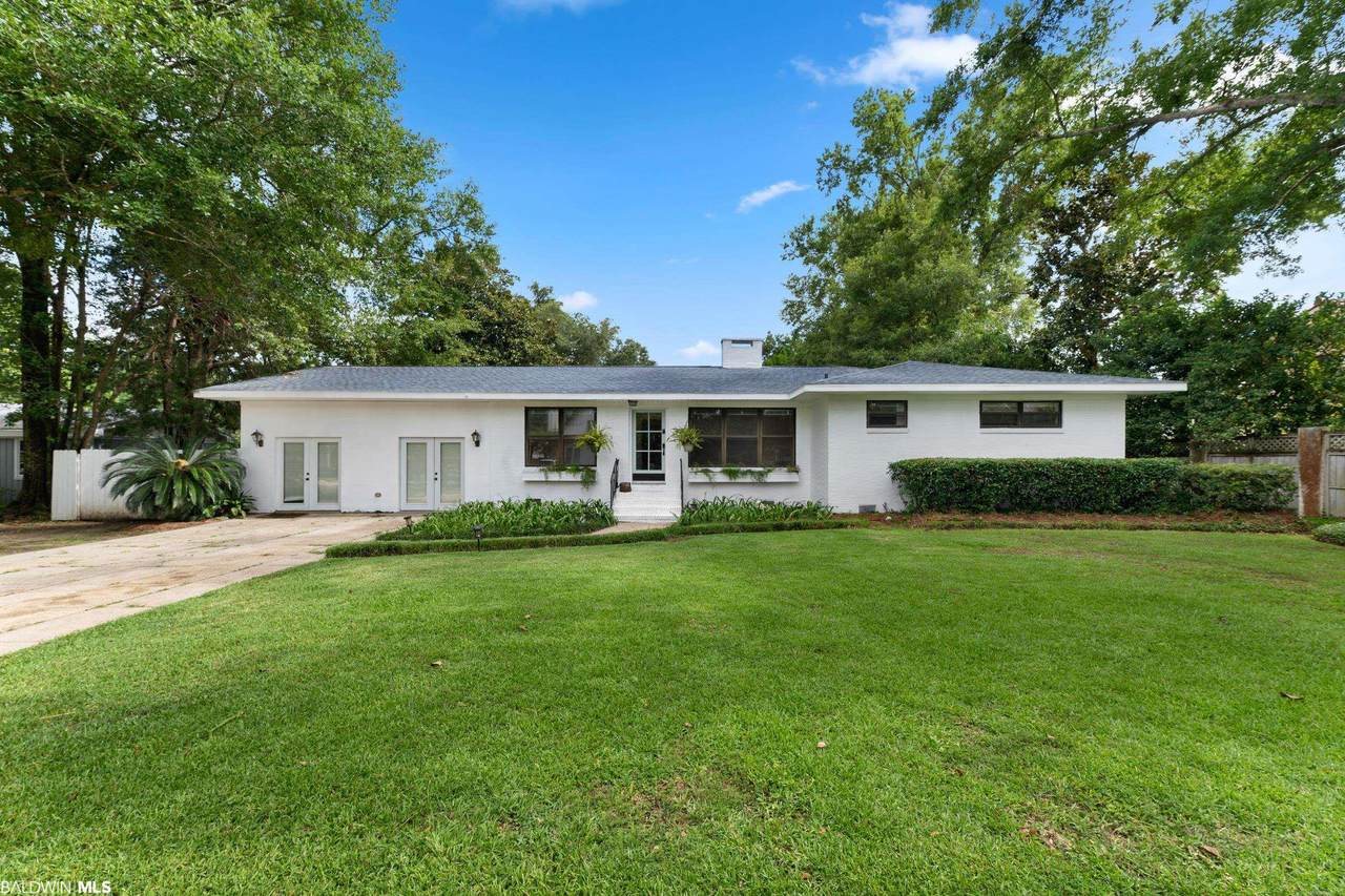 808 Coleman Avenue - Photo 1