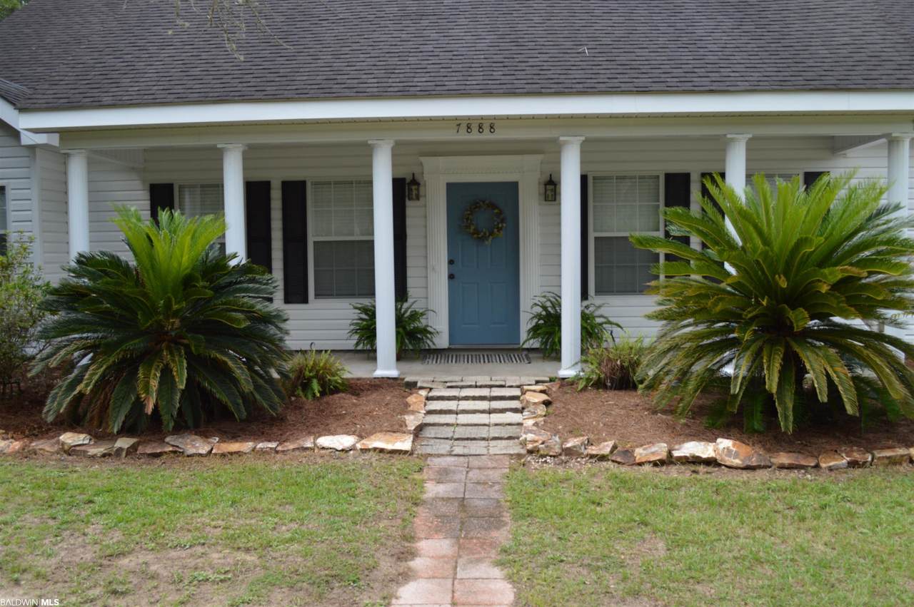 7888 Riverwood Dr - Photo 1