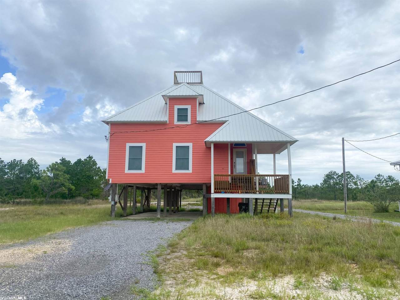 5565 Pizarro Av - Photo 1