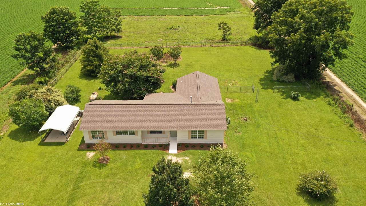 10410 Highway 87 - Photo 1
