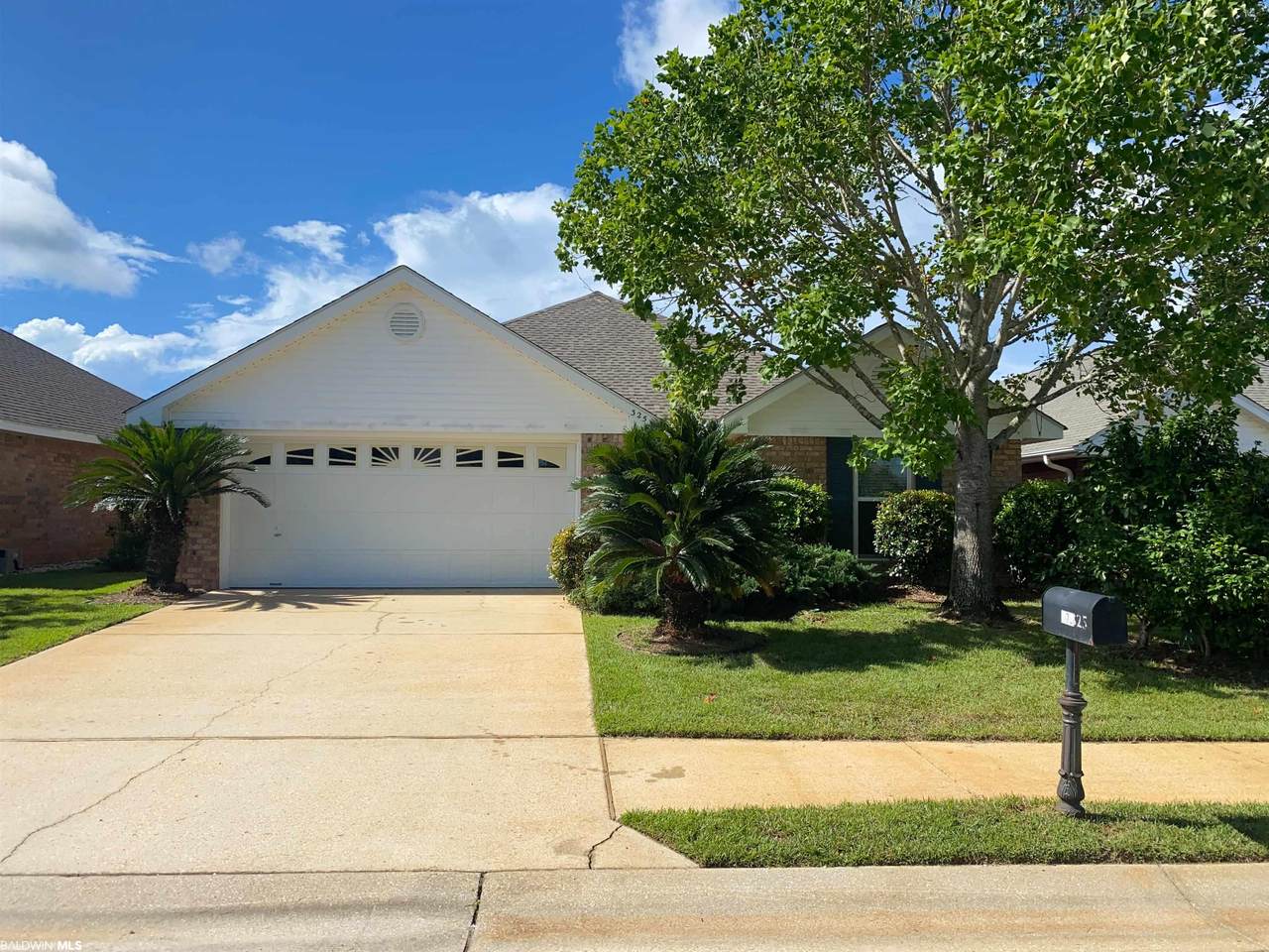 325 Savannah Ln - Photo 1
