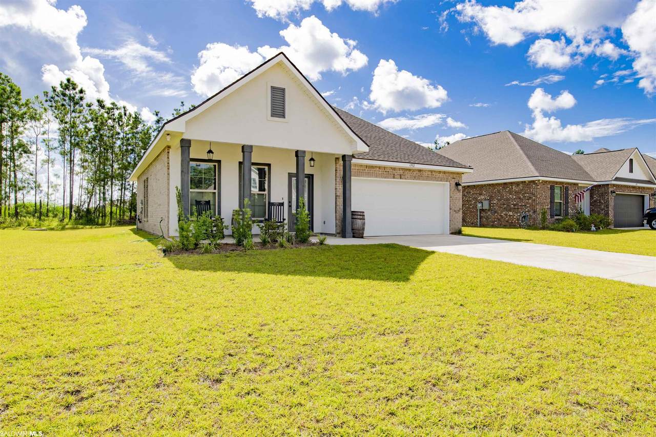 6902 Summerset Drive - Photo 1
