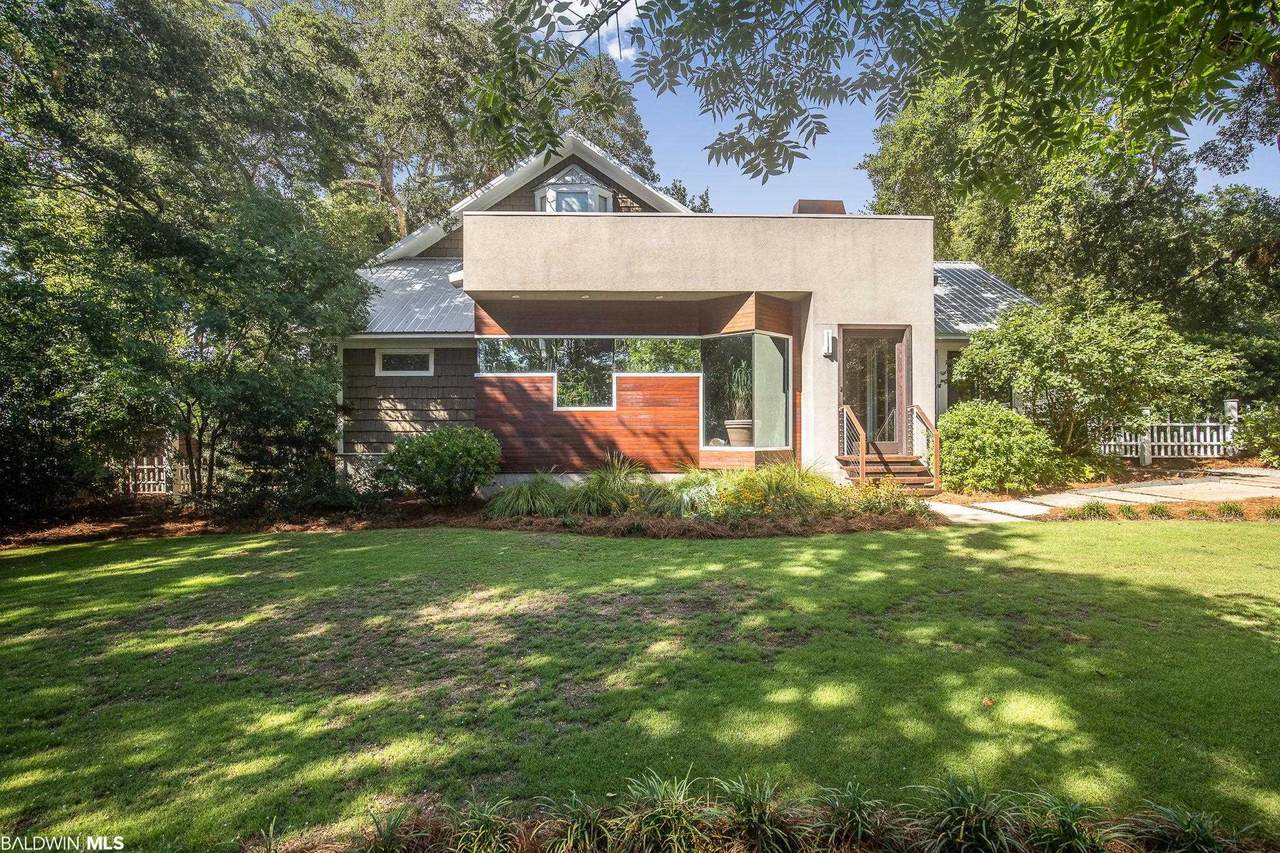 211 Pier Avenue - Photo 1