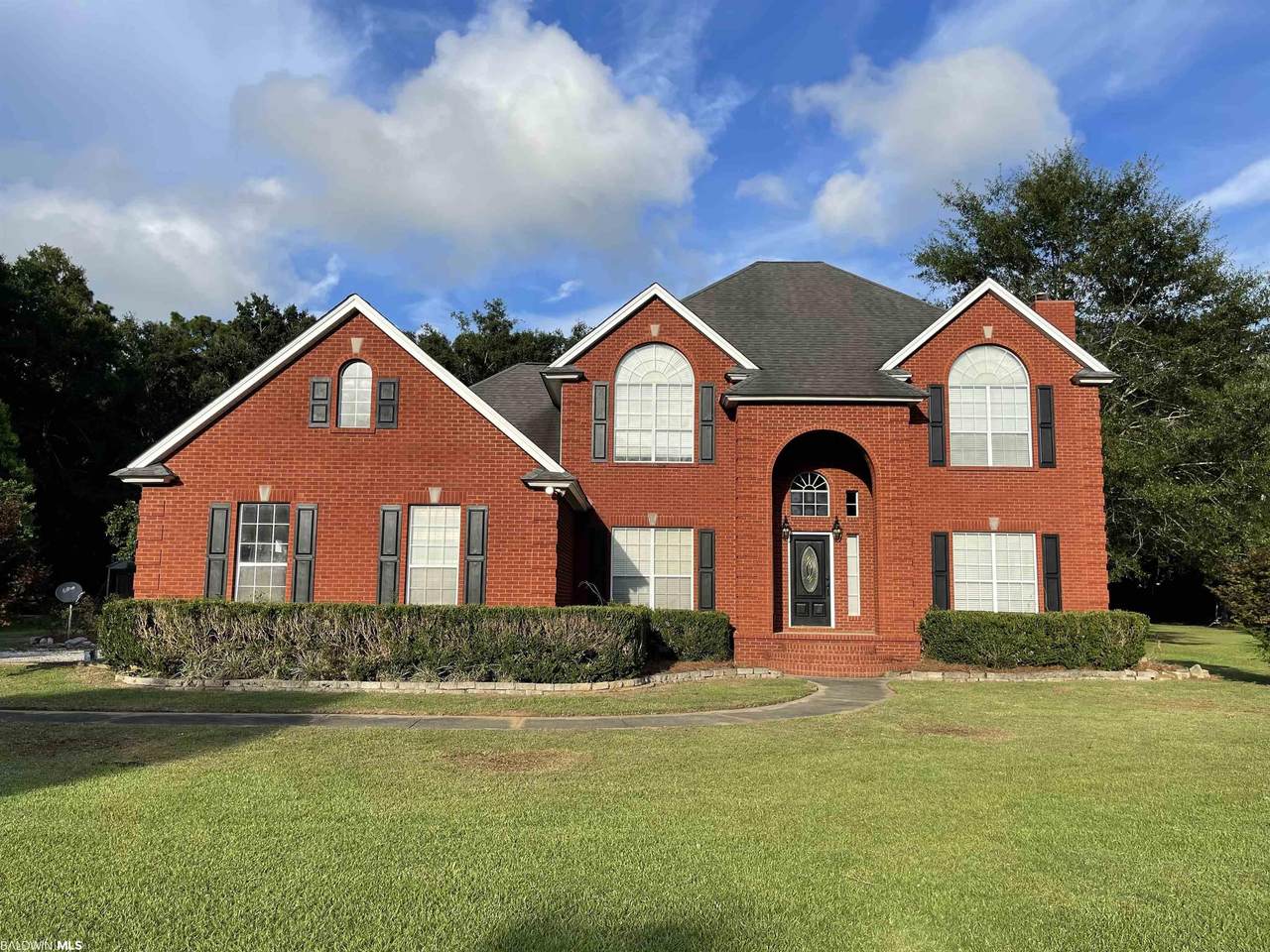 21410 West Blvd - Photo 1