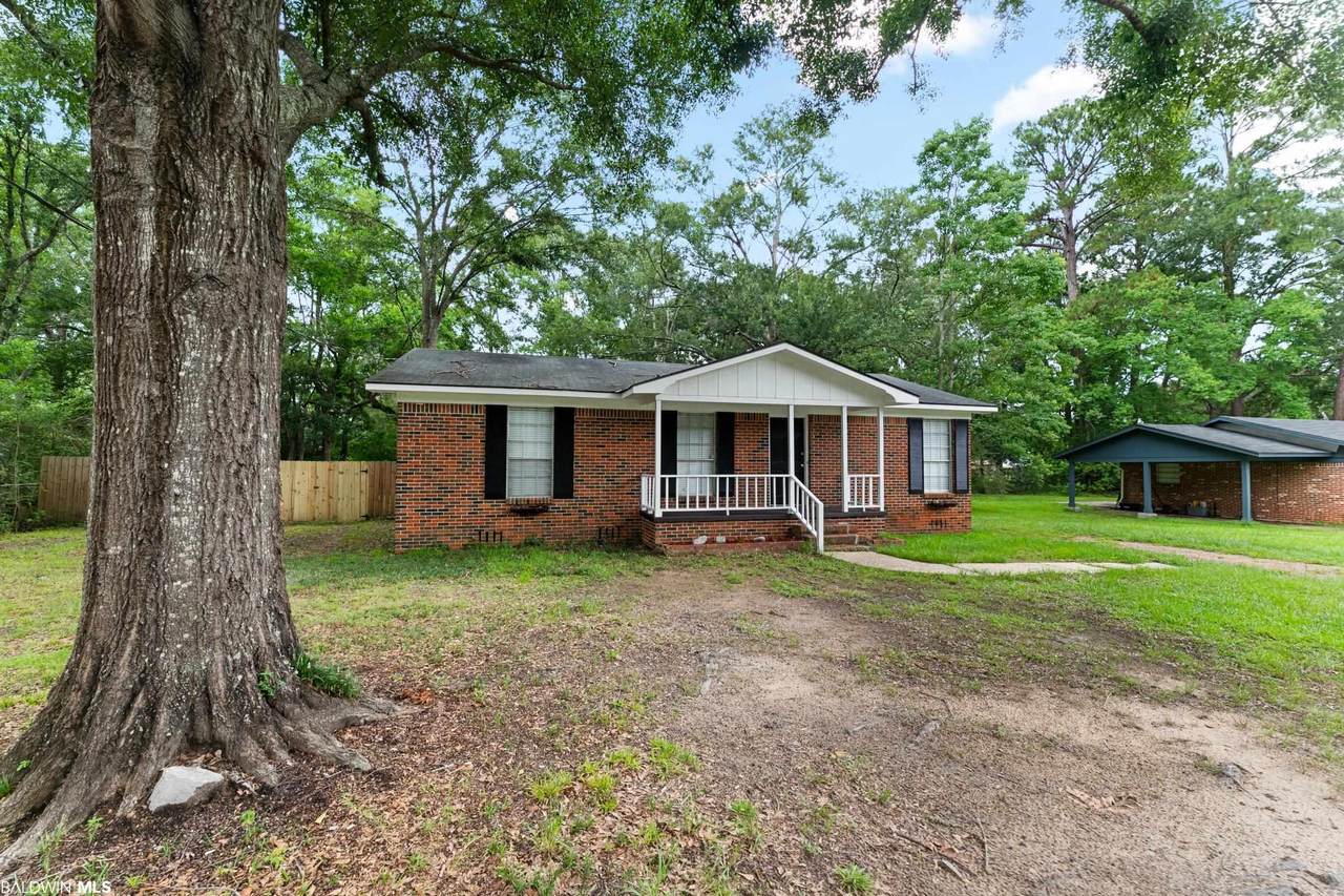 312 Bayou Avenue - Photo 1
