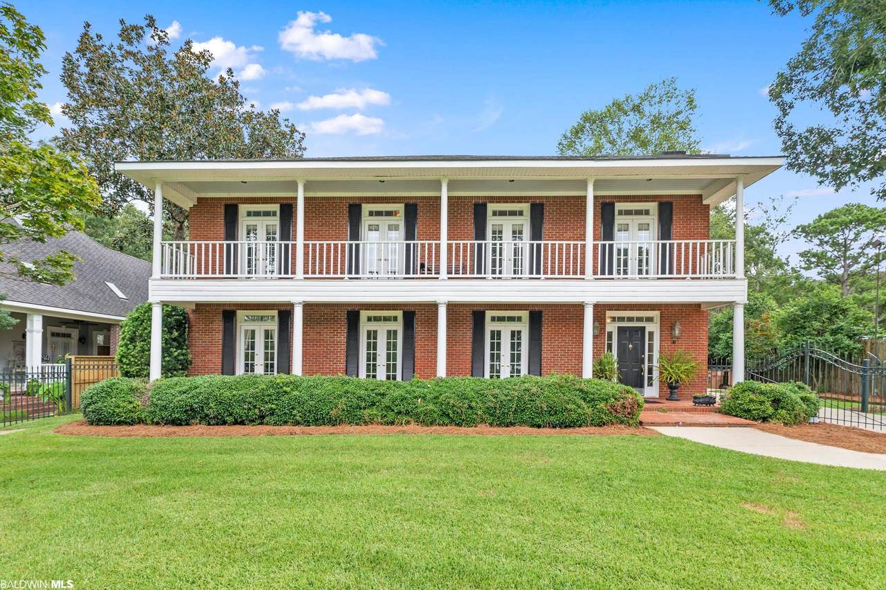 3917 Scenic Drive - Photo 1