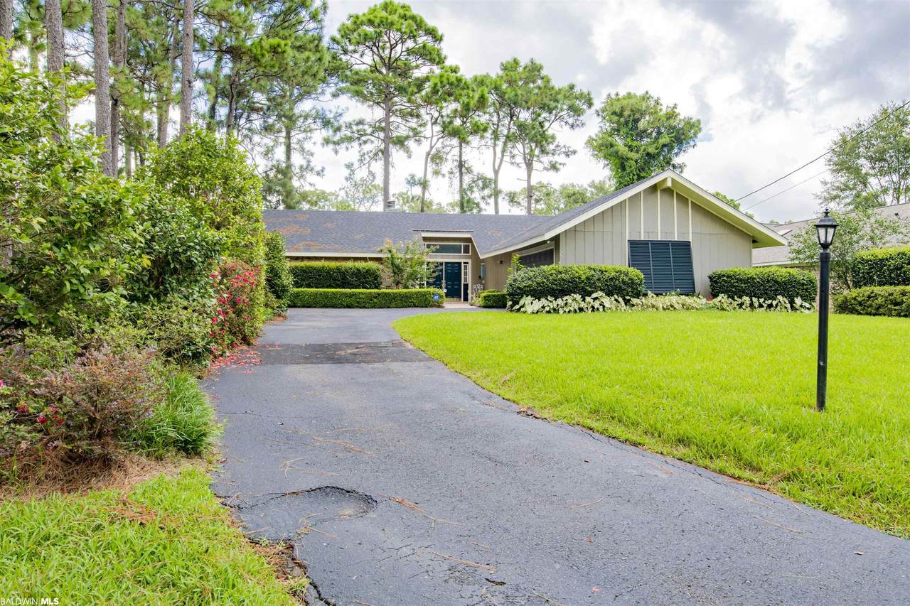 143 Rolling Hill Drive - Photo 1