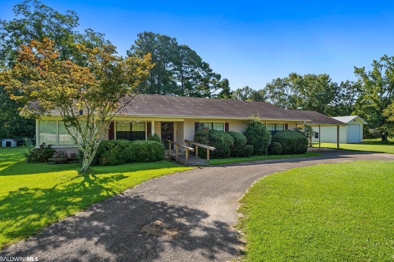 1206 Randall Avenue - Photo 1