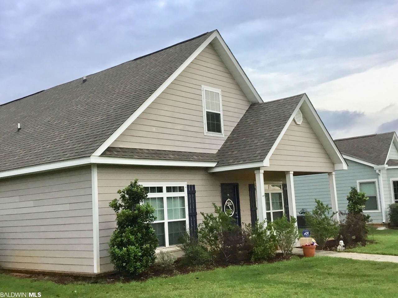 23946 Devonfield Lane - Photo 1