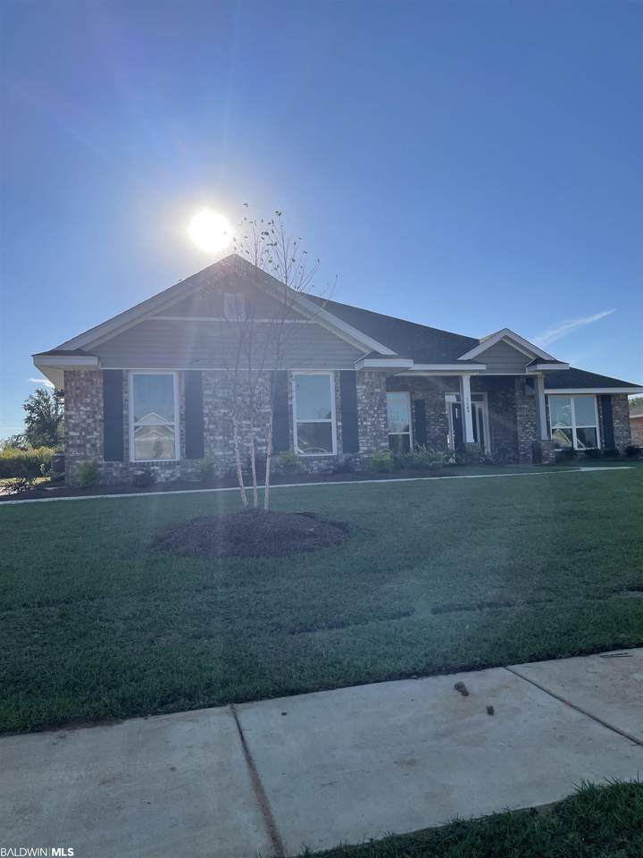 1409 Makaira Dr - Photo 1