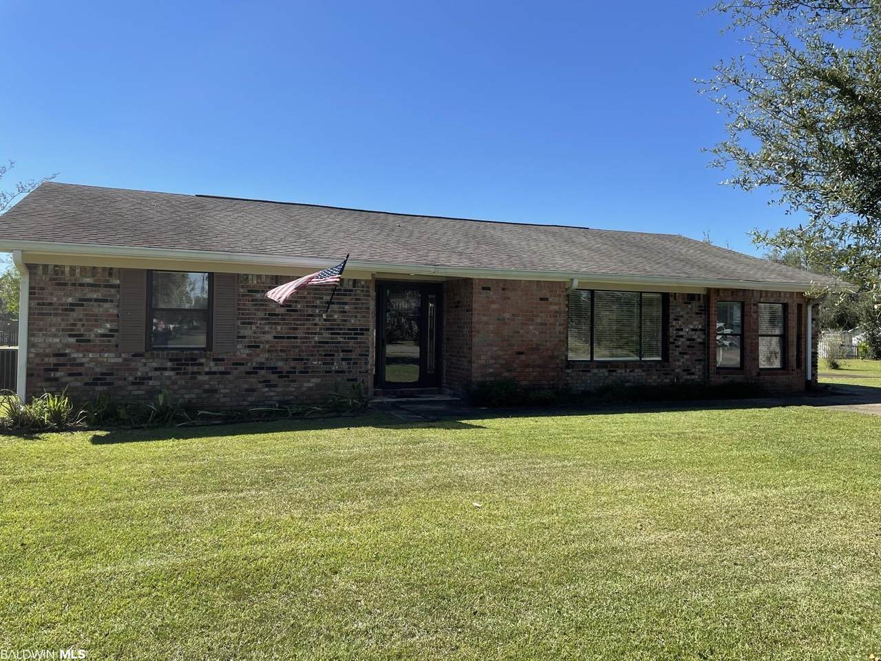 1303 Cedar Avenue - Photo 1