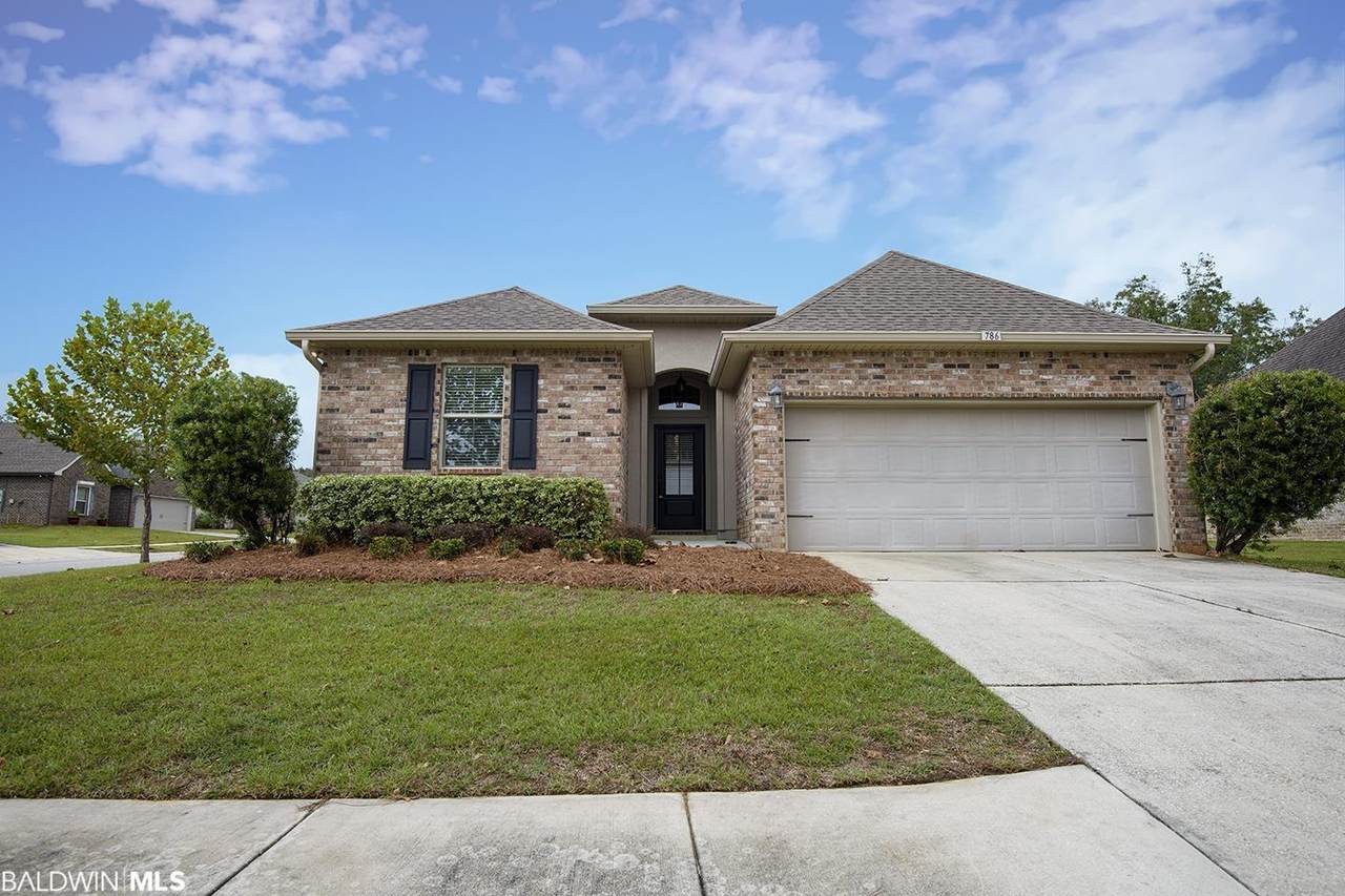 786 Serpentine Drive - Photo 1