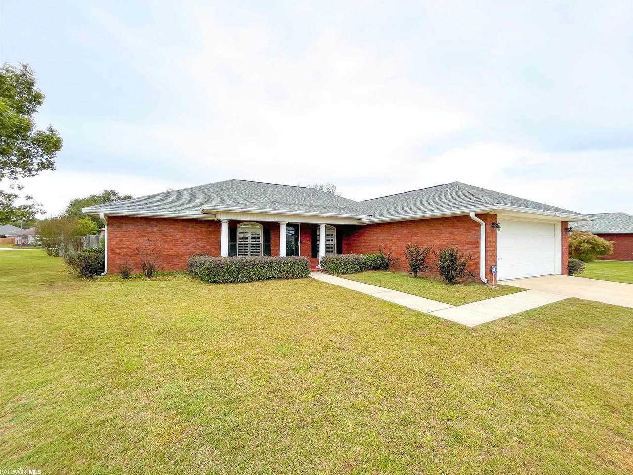 2531 Oakford Dr - Photo 1