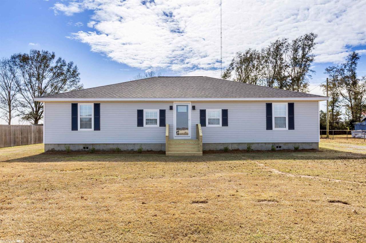 18700 Fairground Road - Photo 1