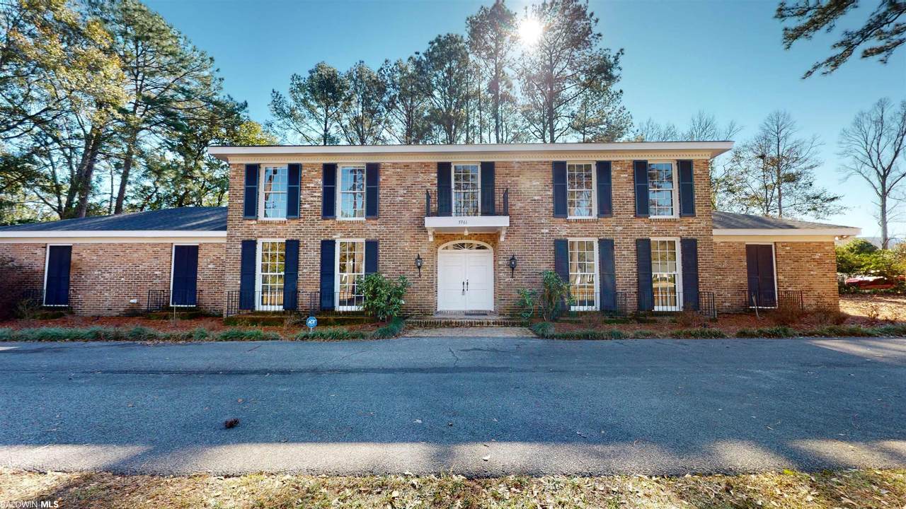 3961 Pinebrook Dr - Photo 1