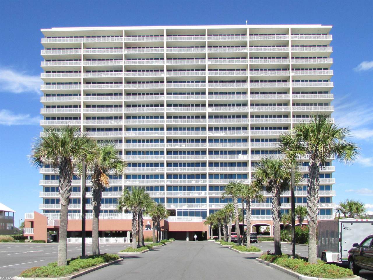1524 Beach Blvd - Photo 1