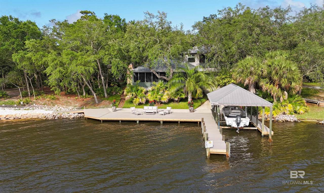 8401 Osprey Drive - Photo 1