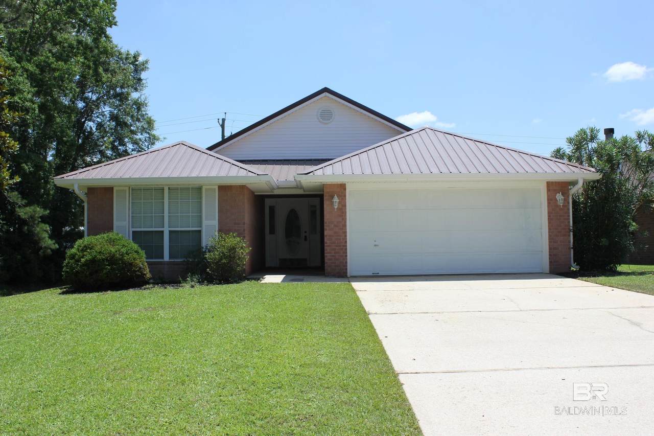 1710 Woodbridge Circle - Photo 1