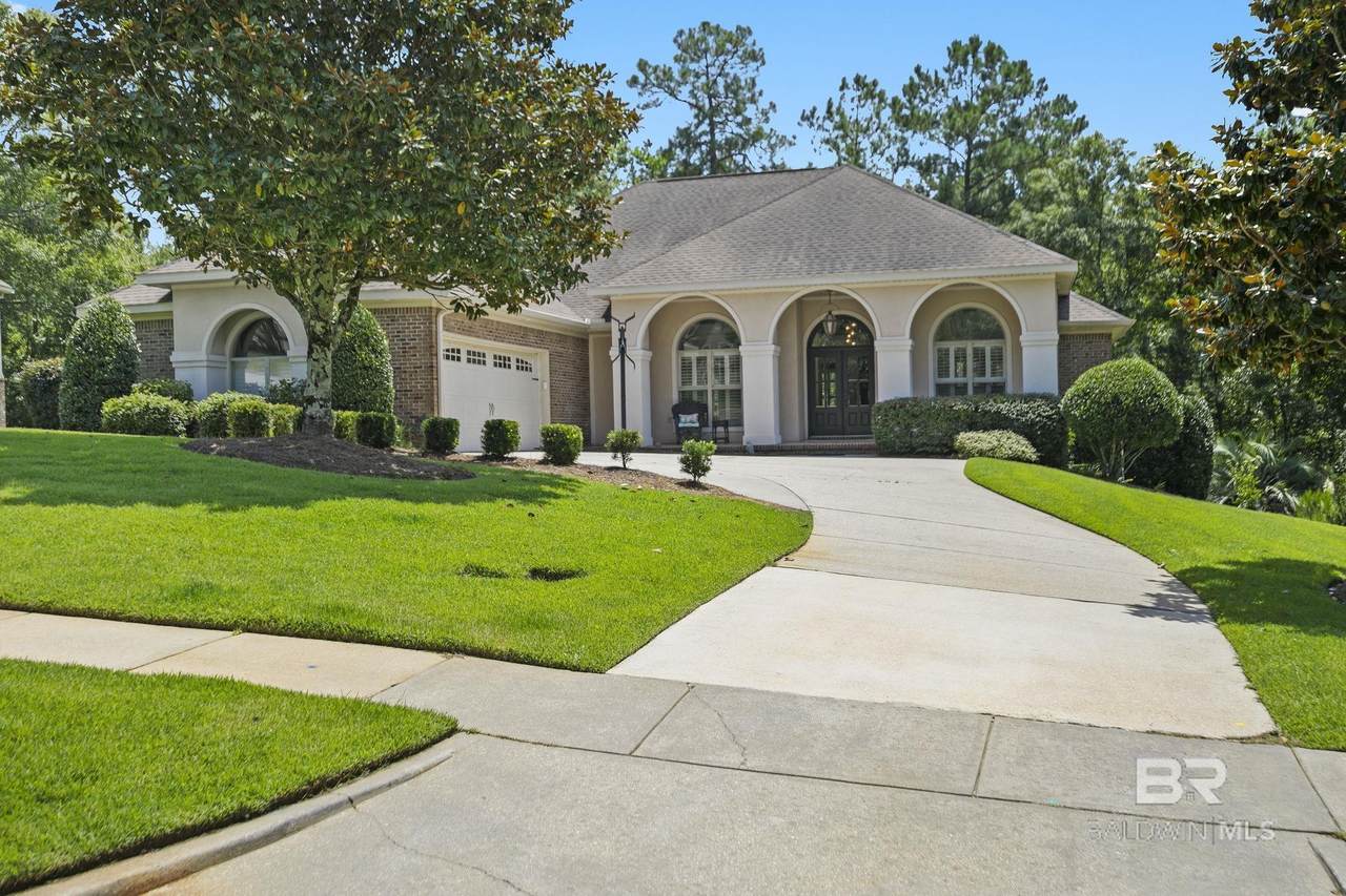 8037 Pine Run - Photo 1