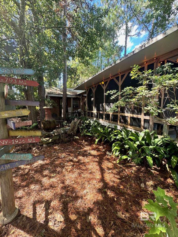 112 Horn Drive - Photo 1