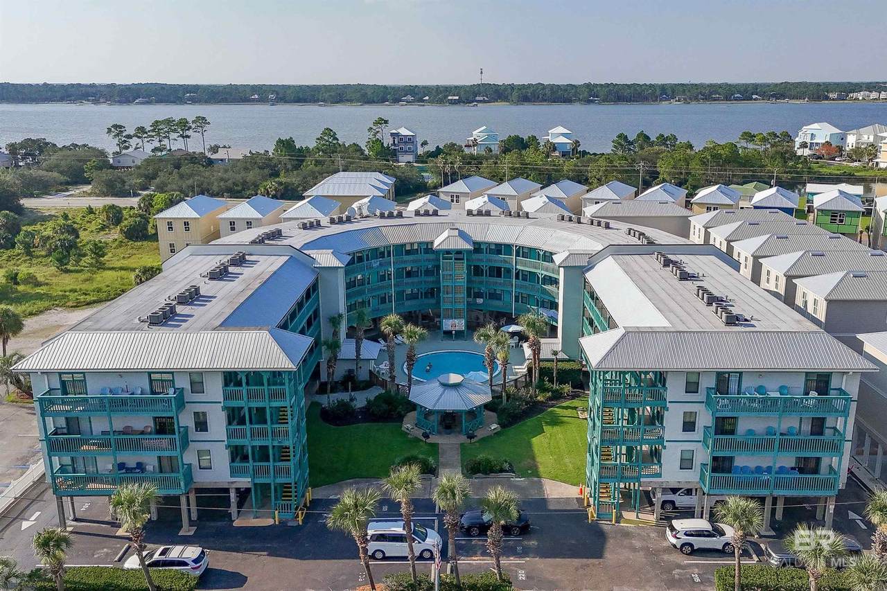 952 Beach Boulevard - Photo 1
