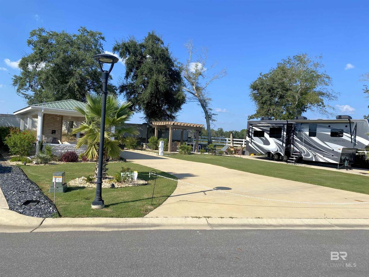 12361 Gateway Drive - Photo 1