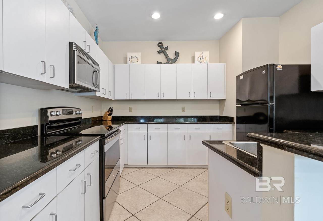 4615 Nancy Lane - Photo 1