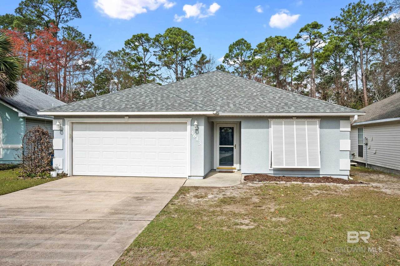 4613 Pine Boulevard - Photo 1