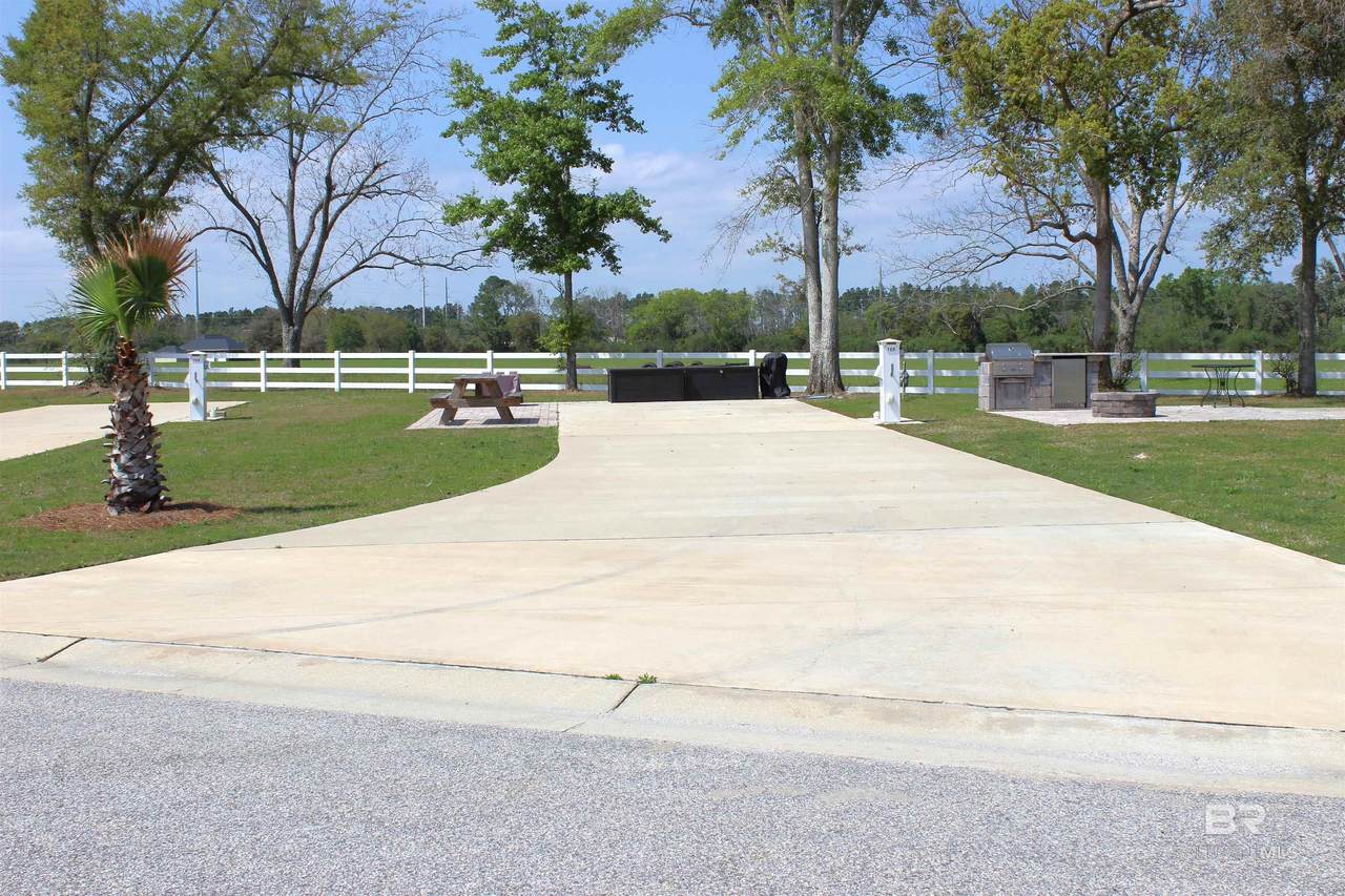 12399 Gateway Drive - Photo 1