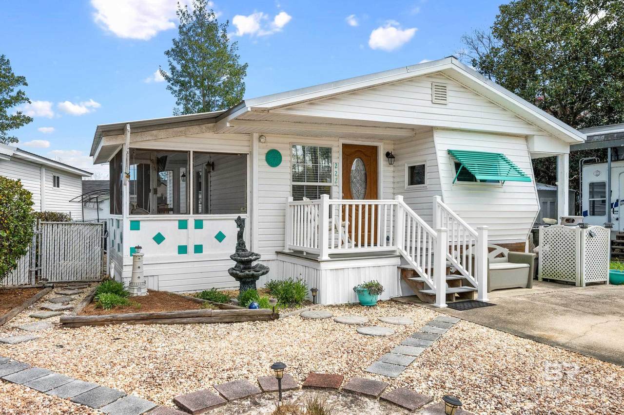 222 Defuniak Loop - Photo 1