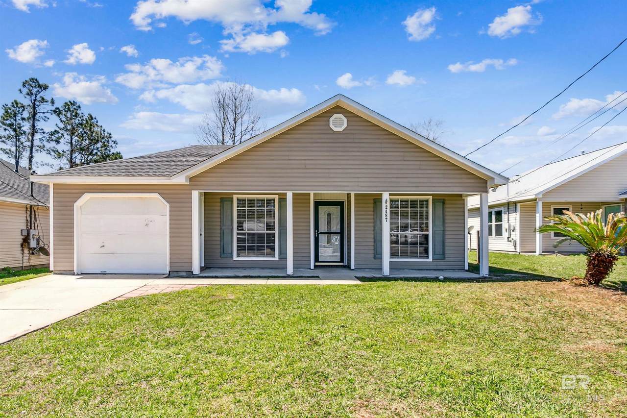 2487 Redoubt Street - Photo 1