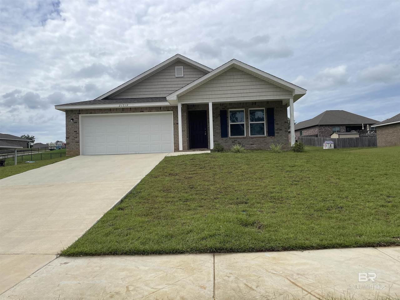 21719 Sutherland Circle - Photo 1